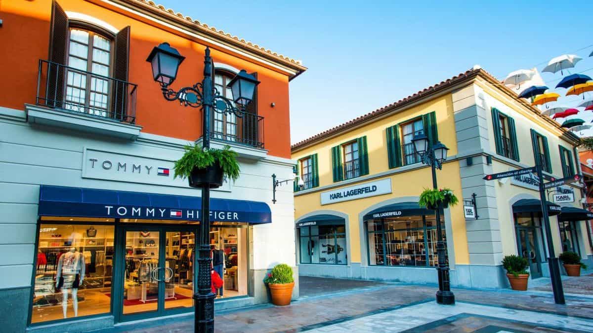 mcarthur glen luxury shopping center outlet malaga